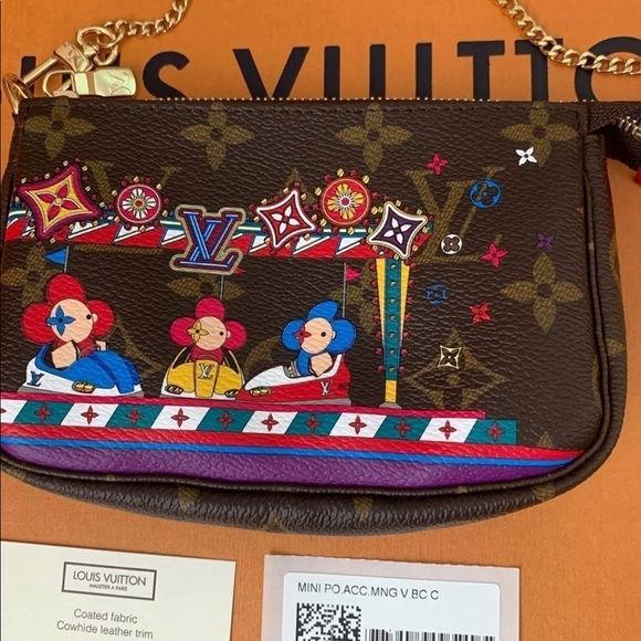 Louis Vuitton Mini Pochette Christmas Edition - Picture 2 of 5